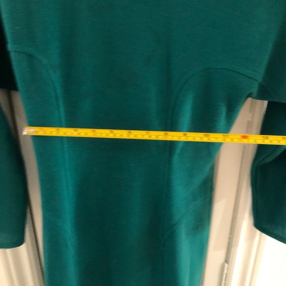 Vintage Green Dress (with shoulder pads) - Picture 9 of 12